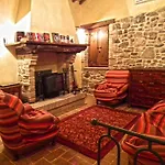Azienda Agrituristica I Tre Casali Апарт-отель 4*