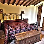 Apart-hotel Azienda Agrituristica I Tre Casali 4*