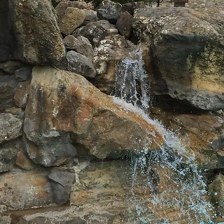 Azienda Agrituristica I Tre Casali 4* מאג'ונה
