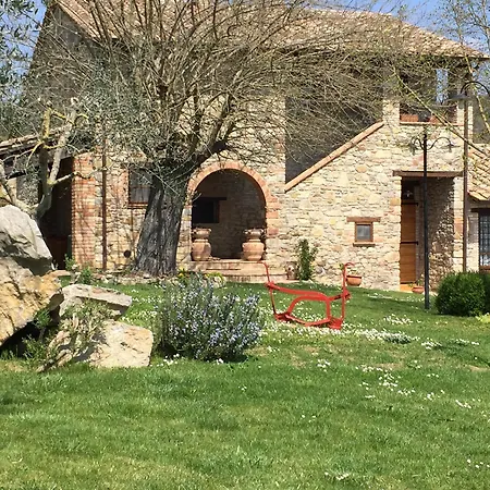 Aparthotel Azienda Agrituristica I Tre Casali 4*