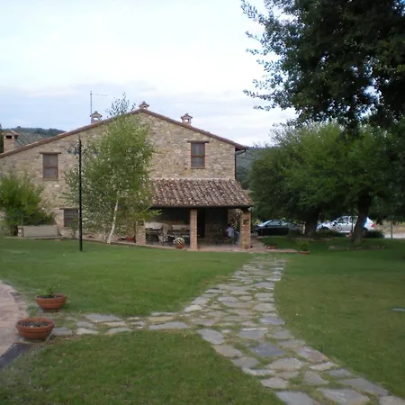 Azienda Agrituristica I Tre Casali Aparthotel 4*