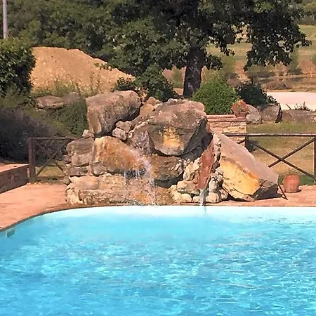 Azienda Agrituristica I Tre Casali 4* מאג'ונה