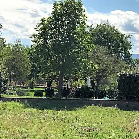 Azienda Agrituristica I Tre Casali מלון דירות 4*