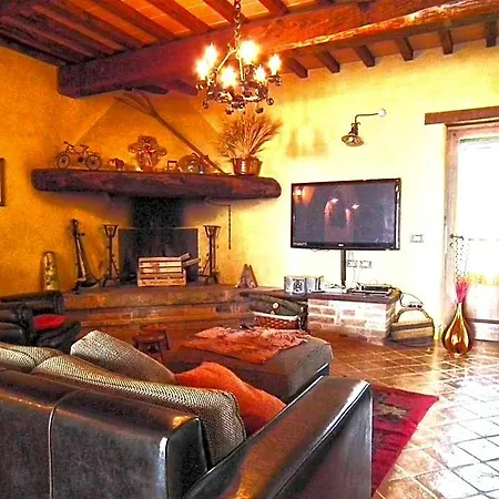 Azienda Agrituristica I Tre Casali 4* מאג'ונה