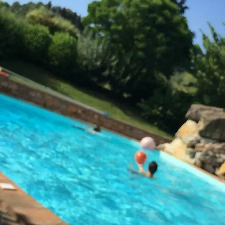 Azienda Agrituristica I Tre Casali מלון דירות 4*